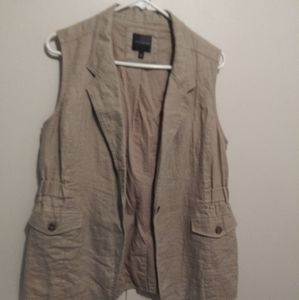 Tan vest size L